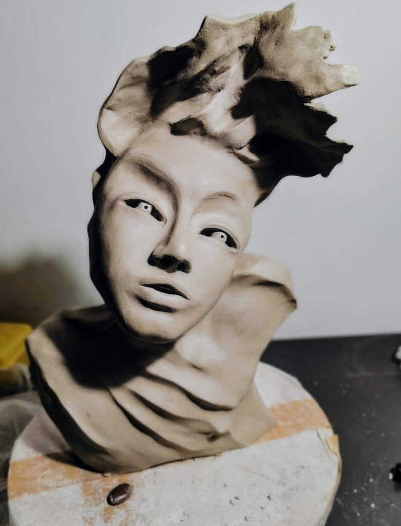 GAIA, Sculpture en argile de Cathy Yersin - Work in progress
